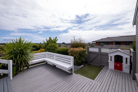 Photo of property in 142 Parklands Avenue, Bell Block, New Plymouth, 4312