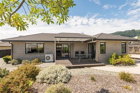 Photo of property in 9 Melfield Place, Richmond, 7020