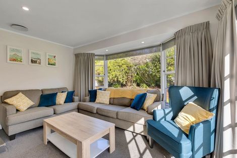 Photo of property in 15 Charthouse Lane, Whitby, Porirua, 5024