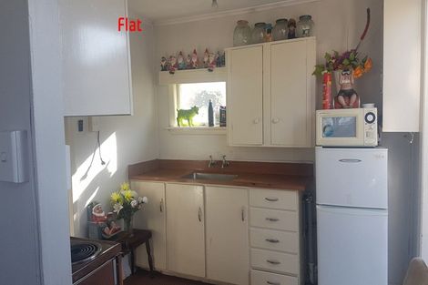 Photo of property in 12 Christian Street, Dannevirke, 4930