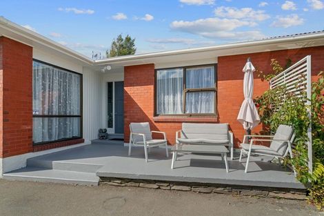 Photo of property in 22 Glenora Place, Hornby, Christchurch, 8042