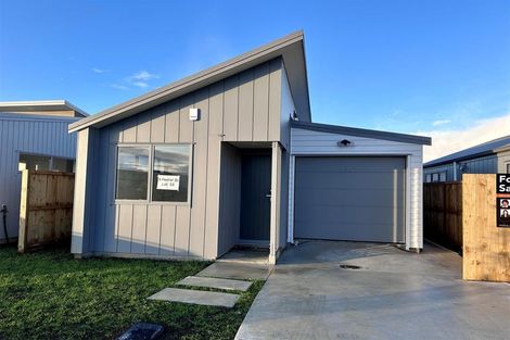 Photo of property in 8 Heihei Street, Papakura, 2110