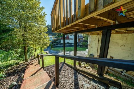 Photo of property in 38 James Grove, Stokes Valley, Lower Hutt, 5019