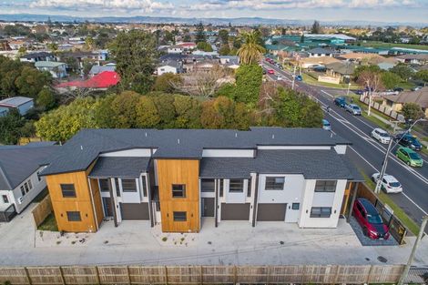 Photo of property in 79a Russell Road, Manurewa, Auckland, 2102