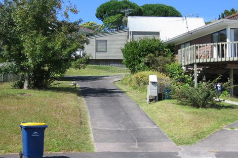 Photo of property in 14 Felicity Place, Unsworth Heights, Auckland, 0632