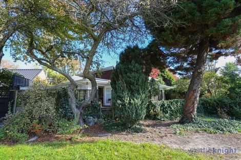 Photo of property in 2/2a Medbury Terrace, Fendalton, Christchurch, 8041