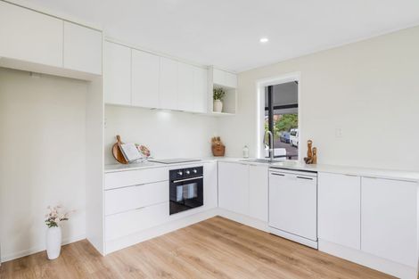 Photo of property in 14 Lysander Crescent, Beach Haven, Auckland, 0626