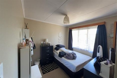 Photo of property in 35 Hadfield Crescent, College Estate, Whanganui, 4500