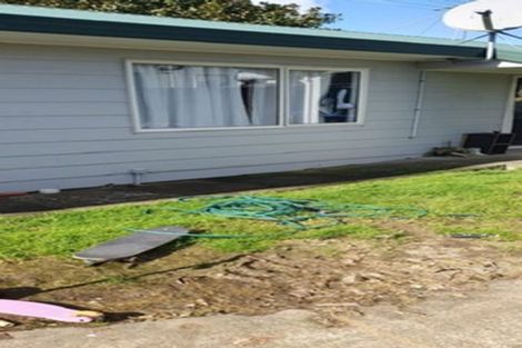 Photo of property in 2/12 Glenlea Place, Flat Bush, Auckland, 2019