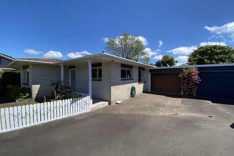 Photo of property in 1/10 Nursery Place, Westown, New Plymouth, 4310