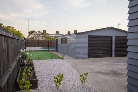 Photo of property in 16 Gillies Avenue, Claudelands, Hamilton, 3214