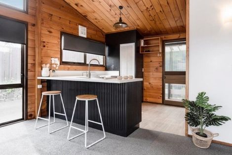 Photo of property in 32 Golf Road, Mount Maunganui, 3116