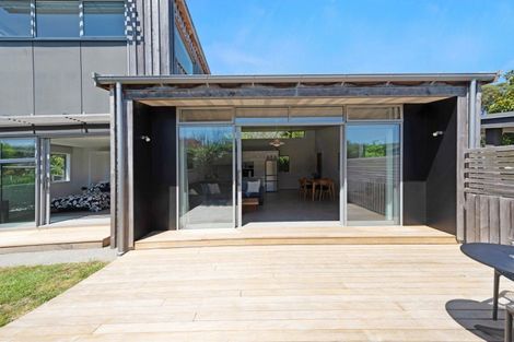 Photo of property in 29a Greenaway Road, Waikanae, 5036