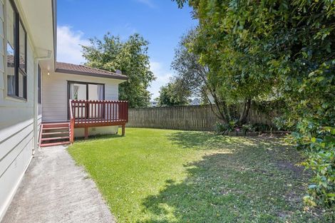 Photo of property in 2/5 Ebenezer Way, Clendon Park, Auckland, 2103