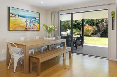 Photo of property in 86 Deep Creek Road, Torbay, Auckland, 0630
