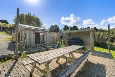 Photo of property in 957 Bull Road, Paparoa, 0193