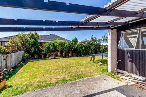 Photo of property in 3/1 Gatman Street, Birkdale, Auckland, 0626