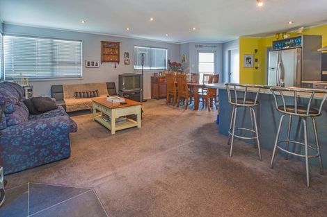 Photo of property in 6 Udall Place, Bucklands Beach, Auckland, 2014