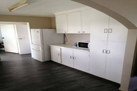 Photo of property in 43 Levant Street, Cannons Creek, Porirua, 5024