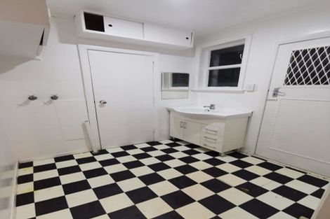 Photo of property in 323 Oxford Terrace, Avalon, Lower Hutt, 5011