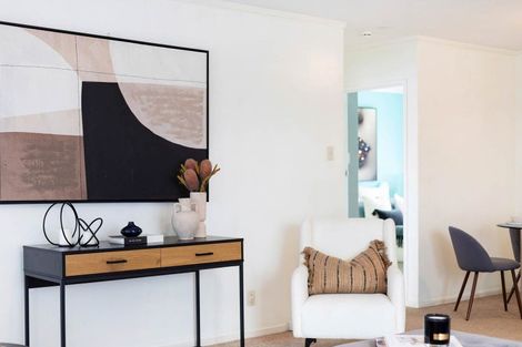 Photo of property in 2/36 Blacklock Avenue, Henderson, Auckland, 0612