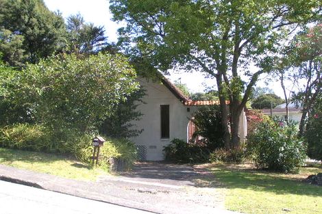 Photo of property in 1/26 Woodside Avenue, Northcote, Auckland, 0627