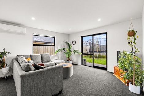 Photo of property in 10 Fairford Street, Rolleston, 7615