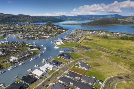 Photo of property in 34 Awatea Drive, Whitianga, 3510