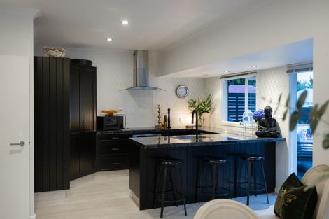 Photo of property in 12 Manuka Street, Hokowhitu, Palmerston North, 4410