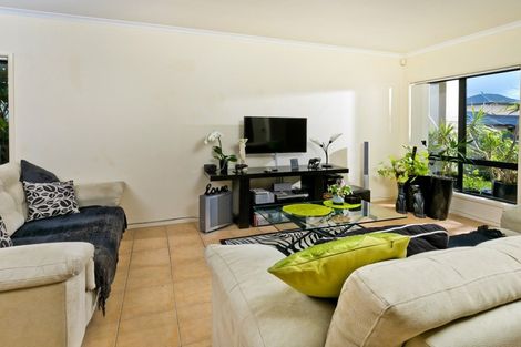 Photo of property in 37 Nautilus Drive, Gulf Harbour, Whangaparaoa, 0930