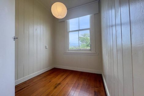 Photo of property in 2 Craig Road, Milford, Auckland, 0620