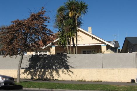 Photo of property in 8a Wellington Street, Hamilton East, Hamilton, 3216