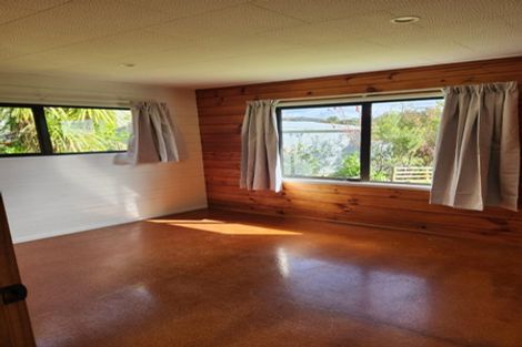 Photo of property in 10b Cedar Terrace, Stanmore Bay, Whangaparaoa, 0932