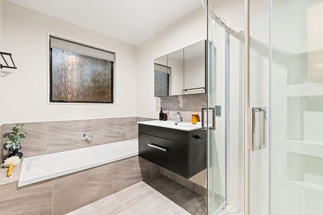 Photo of property in 17 Wyatt Place, Russley, Christchurch, 8042