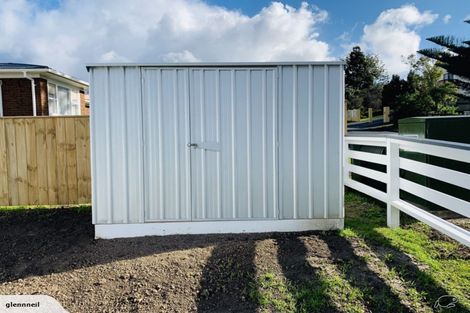 Photo of property in 2 Justin Place, Te Atatu Peninsula, Auckland, 0610