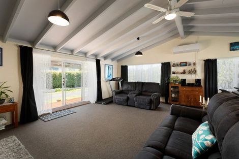 Photo of property in 9 Menzies Place, Paeroa, 3600