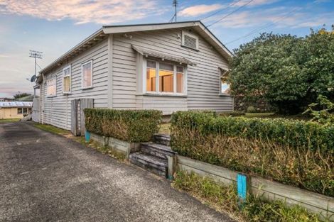 Photo of property in 19 Haverstock Road, Sandringham, Auckland, 1025
