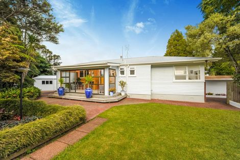 Photo of property in 33 Lookout Drive, Laingholm, Auckland, 0604