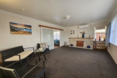 Photo of property in 33 Stuckey Street, Levin, 5510
