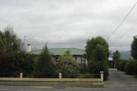 Photo of property in 390 High Street South, Carterton, 5713