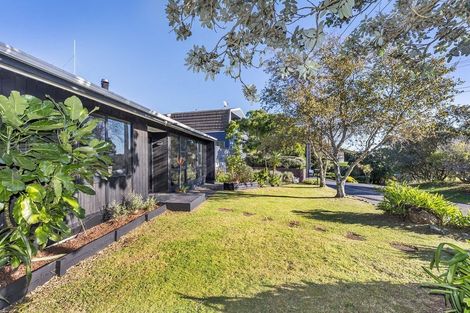 Photo of property in 44 Kahu Road, Paremata, Porirua, 5024