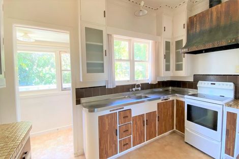 Photo of property in 57 Exmouth Road, Northcote, Auckland, 0627