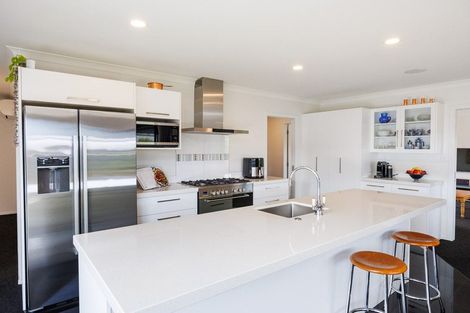 Photo of property in 55 Rodeo Drive, Kelvin Grove, Palmerston North, 4414