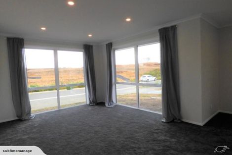 Photo of property in 38 Walter Lawry Road, Paerata, Pukekohe, 2124