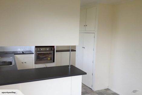 Photo of property in 89 Ruskin Road, Newlands, Wellington, 6037