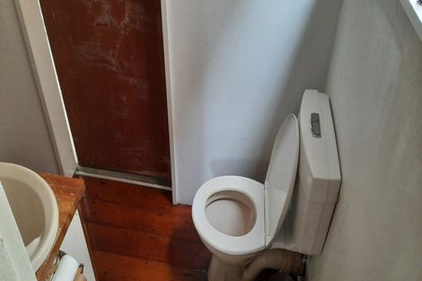 Photo of property in 22 Aro Street, Aro Valley, Wellington, 6021