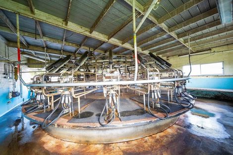 Photo of property in 869 Carrington Road, Hurworth, New Plymouth, 4371