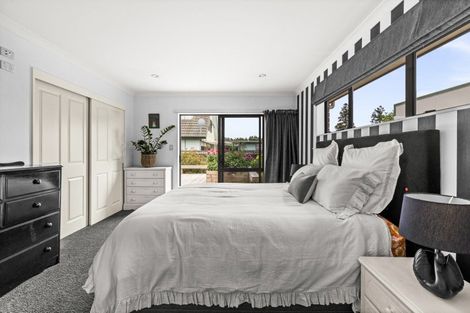 Photo of property in 28 Guthrie Road, Havelock North, 4130