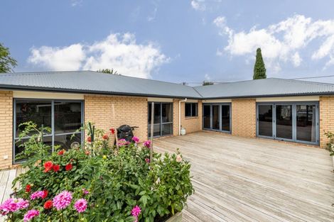 Photo of property in 28 Guthrie Road, Havelock North, 4130