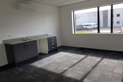 Photo of property in The Rise, 5 Hatfield Place, Albany Heights, Auckland, 0632